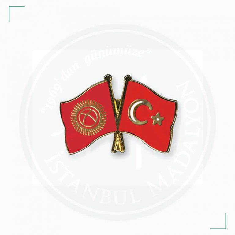 Kırgısiztan & Türkiye Bayraklı Yaka Rozeti